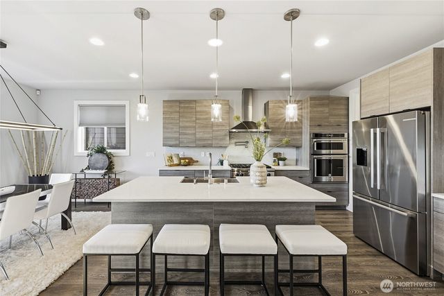 13006 135th Place NE, Kirkland, WA 98034