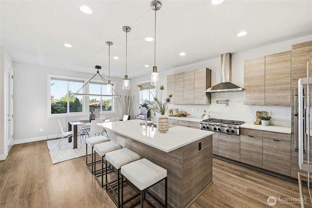 13006 135th Place NE, Kirkland, WA 98034