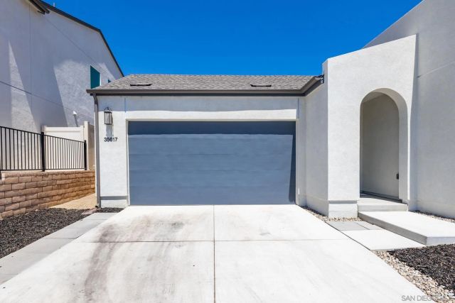 35617 Blue Bretton Dr, Fallbrook, CA 92028