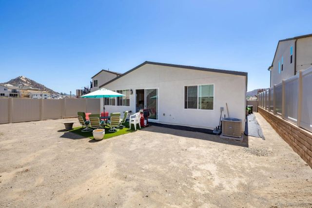 35617 Blue Bretton Dr, Fallbrook, CA 92028