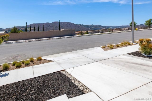 35617 Blue Bretton Dr, Fallbrook, CA 92028