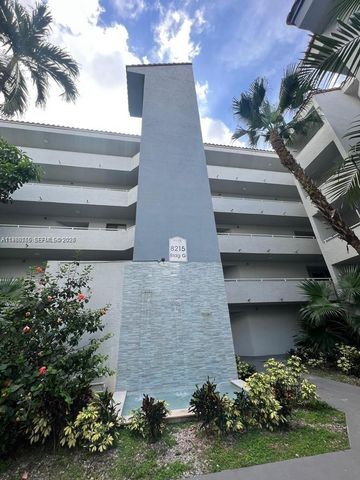 8215 SW 152nd Avenue G418, Miami, FL 33193