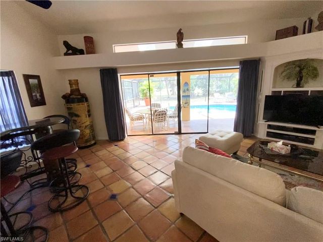 19966 Lake Vista CIR, Lehigh Acres, FL 33936