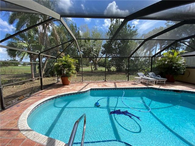 19966 Lake Vista CIR, Lehigh Acres, FL 33936