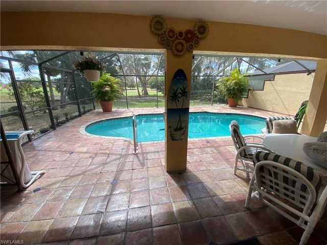19966 Lake Vista CIR, Lehigh Acres, FL 33936