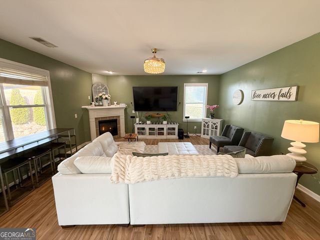 205 Highlands Drive, Woodstock, GA 30188