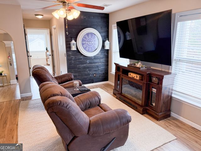 205 Highlands Drive, Woodstock, GA 30188