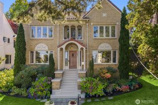 2055 E Crescent Drive, Seattle, WA 98112