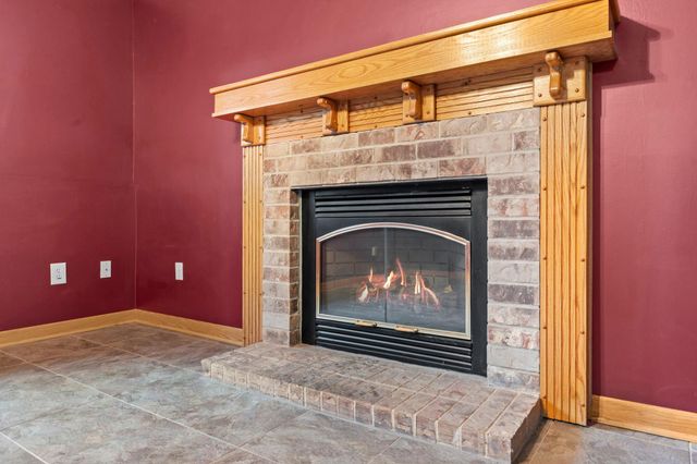 2824 Mckinley Drive, Woodbury, MN 55125