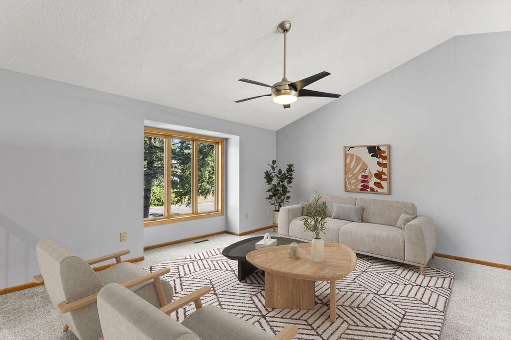 2824 Mckinley Drive, Woodbury, MN 55125 — photo 5
