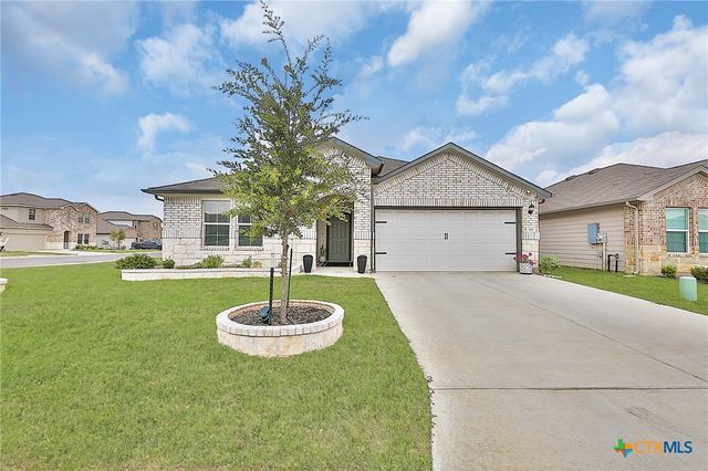 801 Cinnamon Teal, Seguin, TX 78155