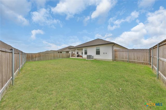 801 Cinnamon Teal, Seguin, TX 78155