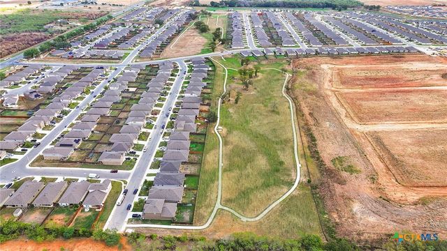 801 Cinnamon Teal, Seguin, TX 78155