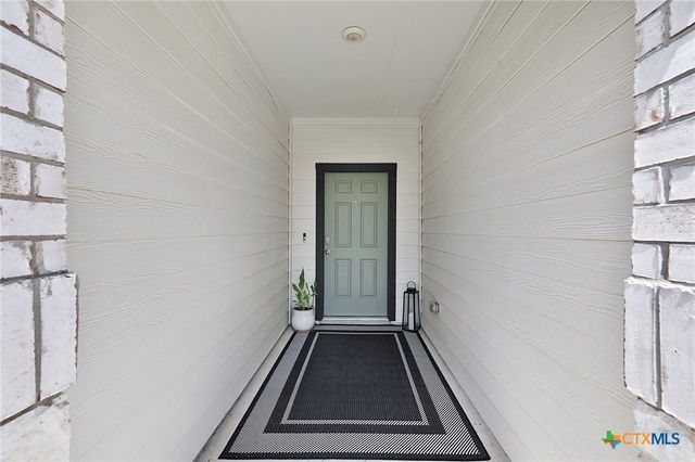 801 Cinnamon Teal, Seguin, TX 78155