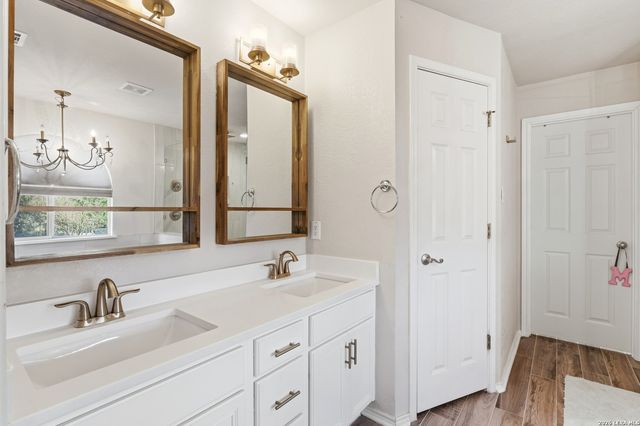 8626 Auberry Path, Helotes, TX 78203