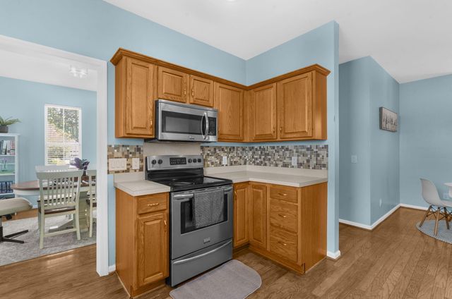 3225 Beaconsfield Road, Mount Pleasant, SC 29466