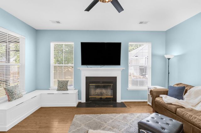3225 Beaconsfield Road, Mount Pleasant, SC 29466