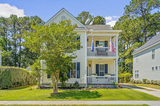 3225 Beaconsfield Road, Mount Pleasant, SC 29466