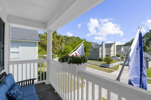 3225 Beaconsfield Road, Mount Pleasant, SC 29466