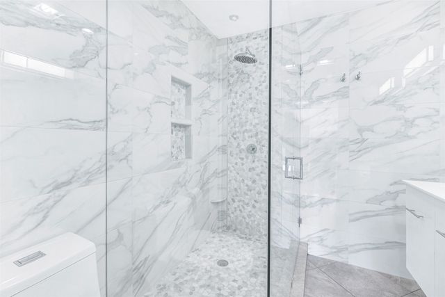 2901 Country Place Circle, Carrollton, TX 75006