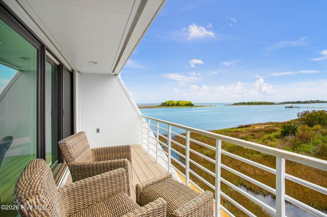 5410 Marina Club Drive, Wilmington, NC 28409