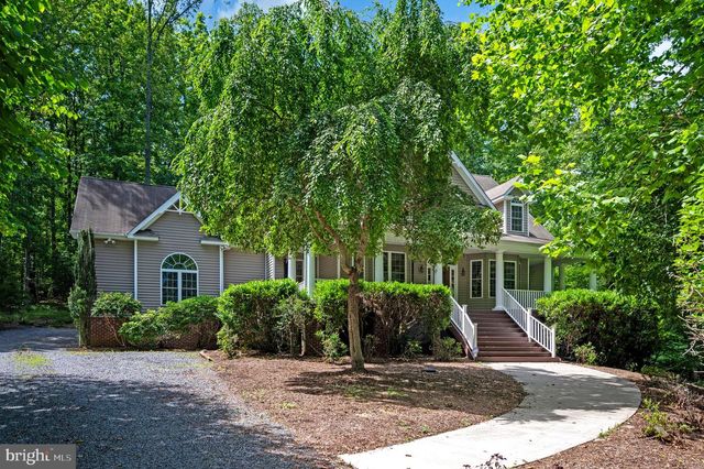 909 EASTOVER PKWY, Locust Grove, VA 22508