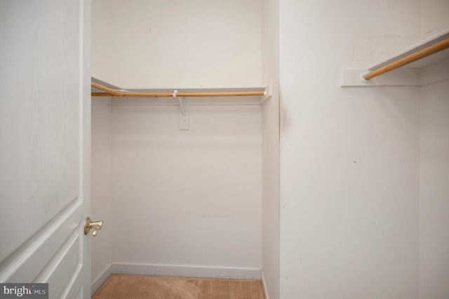 909 EASTOVER PKWY, Locust Grove, VA 22508