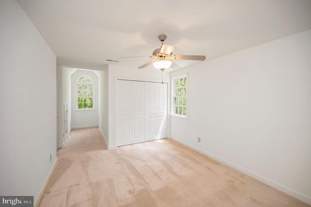 909 EASTOVER PKWY, Locust Grove, VA 22508