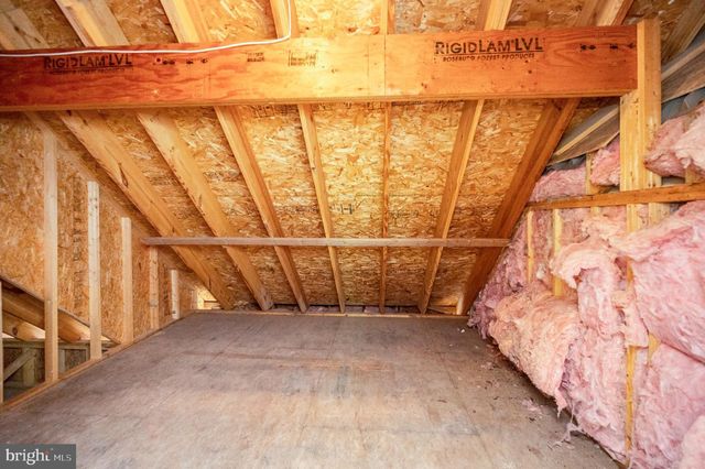 909 EASTOVER PKWY, Locust Grove, VA 22508