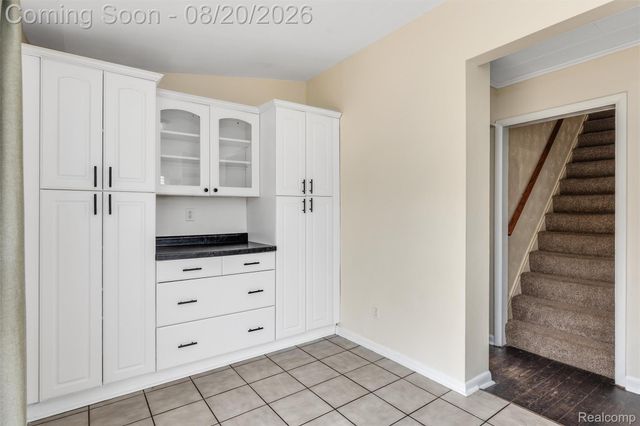 4465 S Center Road, Burton, MI 48519
