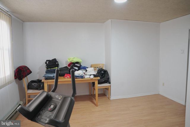 509 E MOLER AVE, Martinsburg, WV 25404