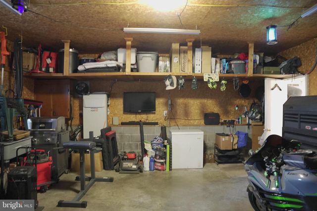 509 E MOLER AVE, Martinsburg, WV 25404