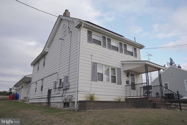 509 E MOLER AVE, Martinsburg, WV 25404