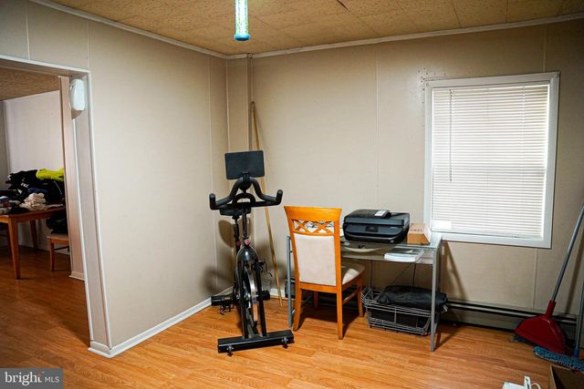 509 E MOLER AVE, Martinsburg, WV 25404