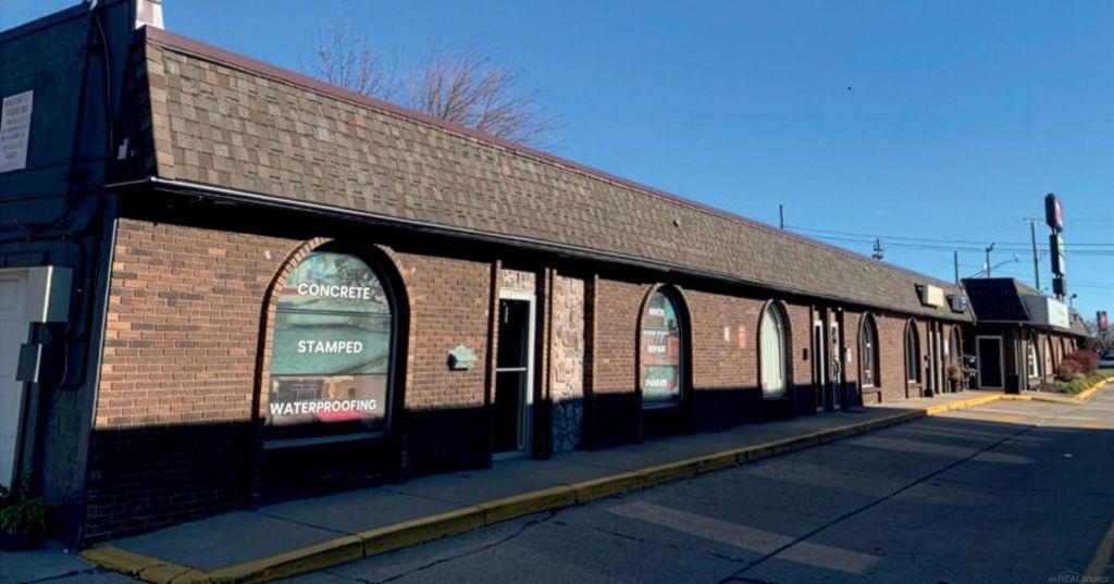 25215-25217 Gratiot Avenue, Roseville, MI 48066