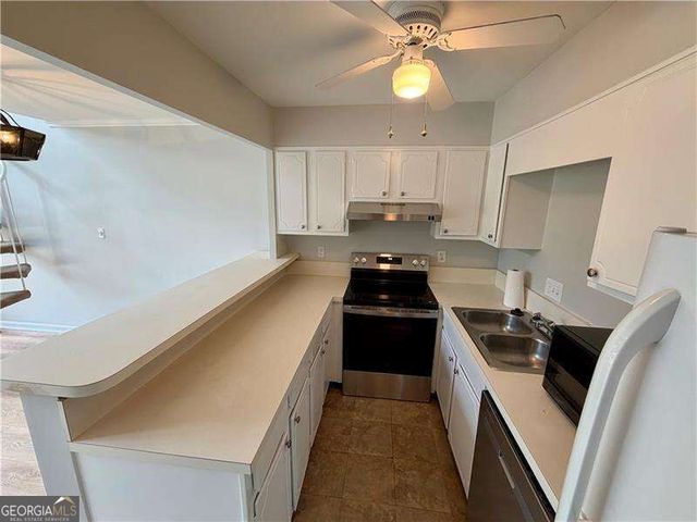 77 Adrian Place NW, Atlanta, GA 30327