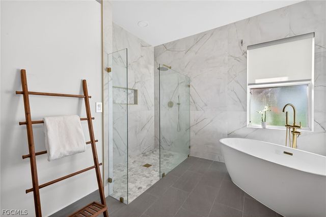 5305 SW 23rd AVE, Cape Coral, FL 33914