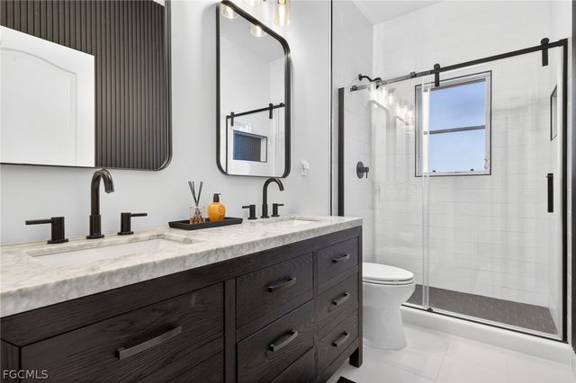 5305 SW 23rd AVE, Cape Coral, FL 33914