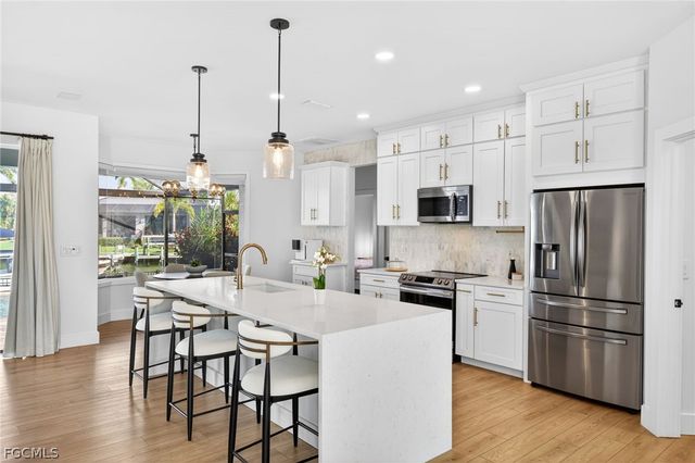 5305 SW 23rd AVE, Cape Coral, FL 33914