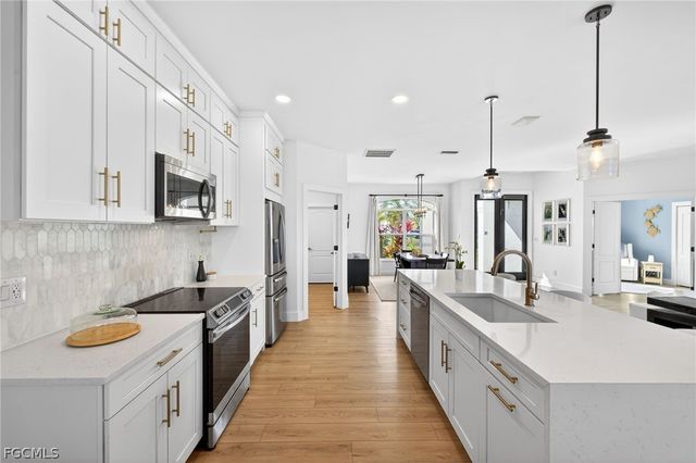 5305 SW 23rd AVE, Cape Coral, FL 33914