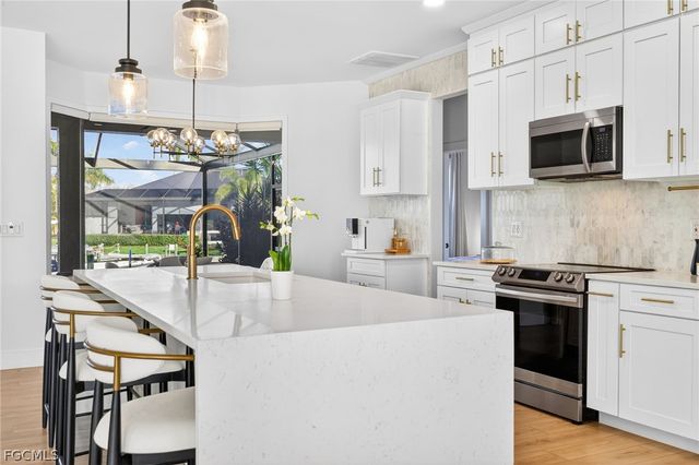 5305 SW 23rd AVE, Cape Coral, FL 33914