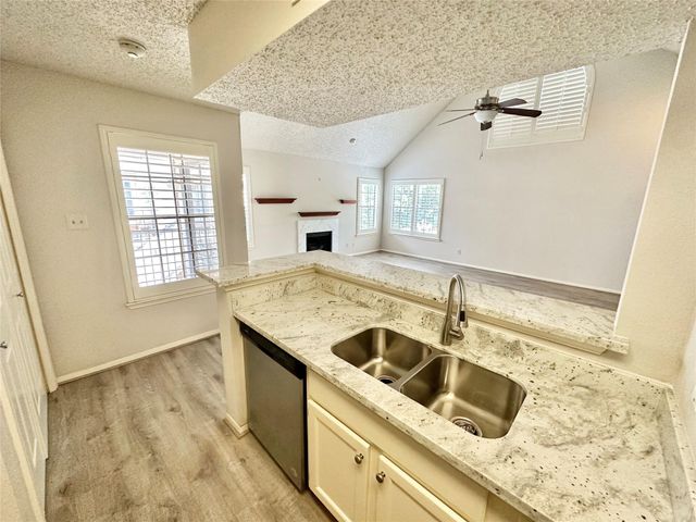 2300 Old Spanish Trail 2081, Houston, TX 77054