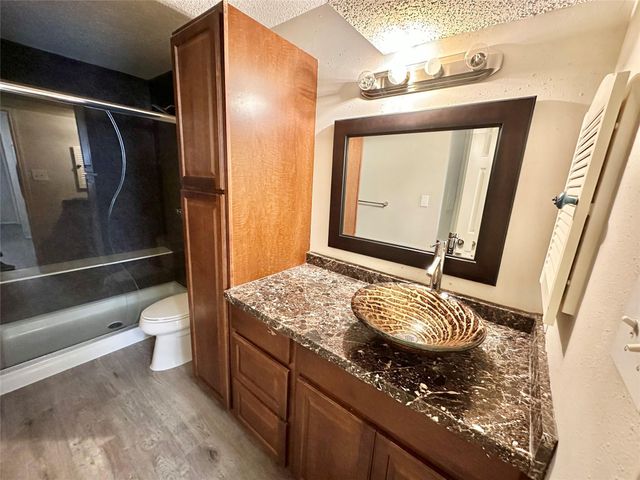 2300 Old Spanish Trail 2081, Houston, TX 77054