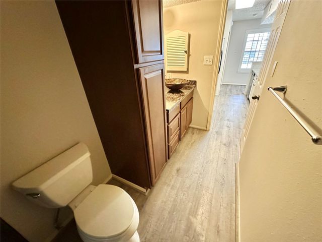 2300 Old Spanish Trail 2081, Houston, TX 77054