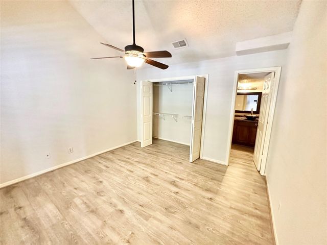 2300 Old Spanish Trail 2081, Houston, TX 77054