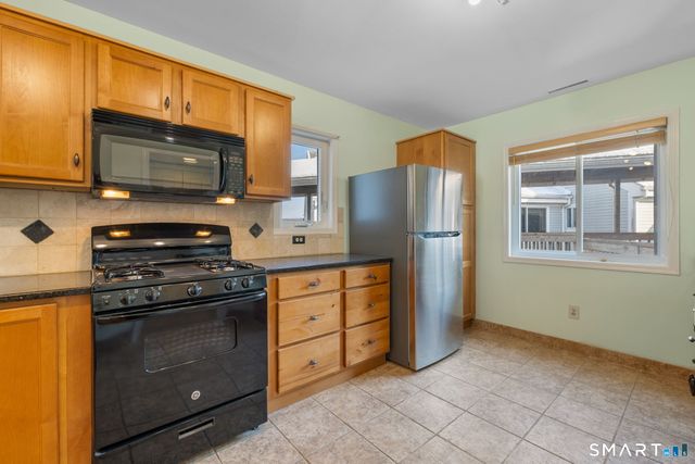 2 Mansfield Grove Road APT 362, East Haven, CT 06512