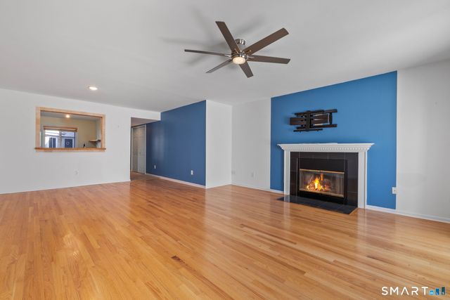 2 Mansfield Grove Road APT 362, East Haven, CT 06512