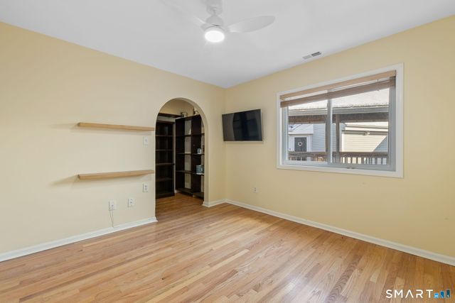 2 Mansfield Grove Road APT 362, East Haven, CT 06512