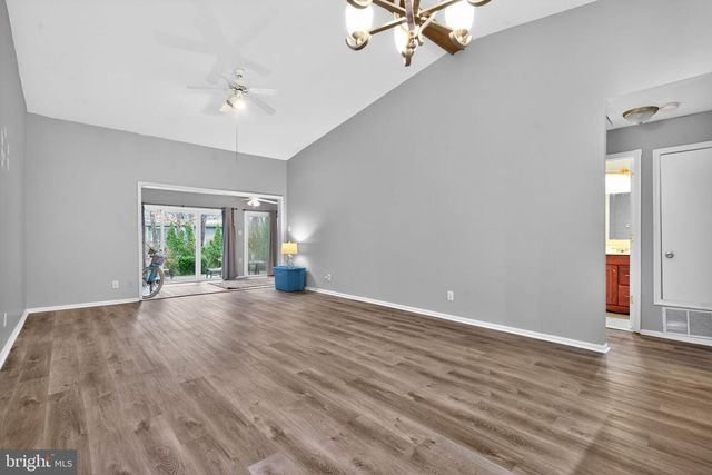 22 CLUB PL, Absecon, NJ 08205