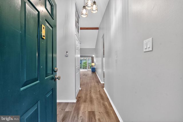 22 CLUB PL, Absecon, NJ 08205